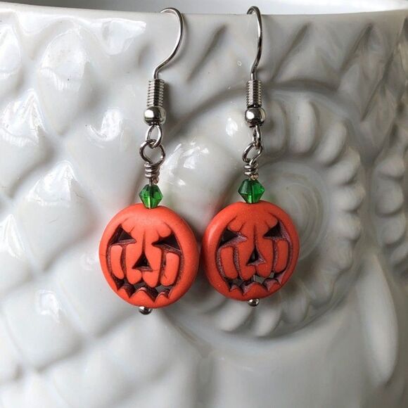 NEW Artisan Earrings Pierced Hooks Jack-O-Lantern Halloween Pumpkin Fall Orange - Picture 3 of 8